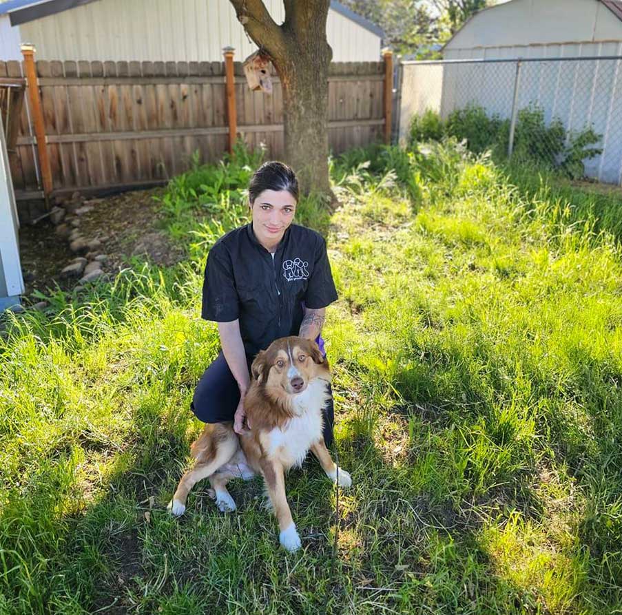 Fuzz-Bums-Pet-Grooming